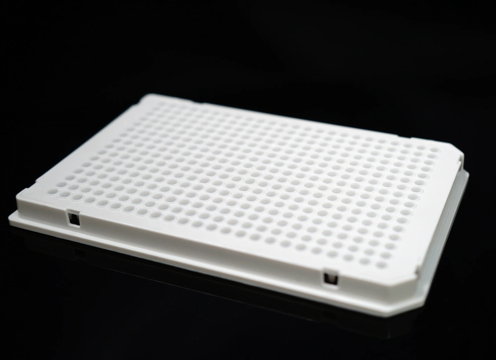 40μL, 384 Well PCR Plate, Full Skirted, White, A24+P24 Notch, 10/box, 50/cs, Box of 10 Plates